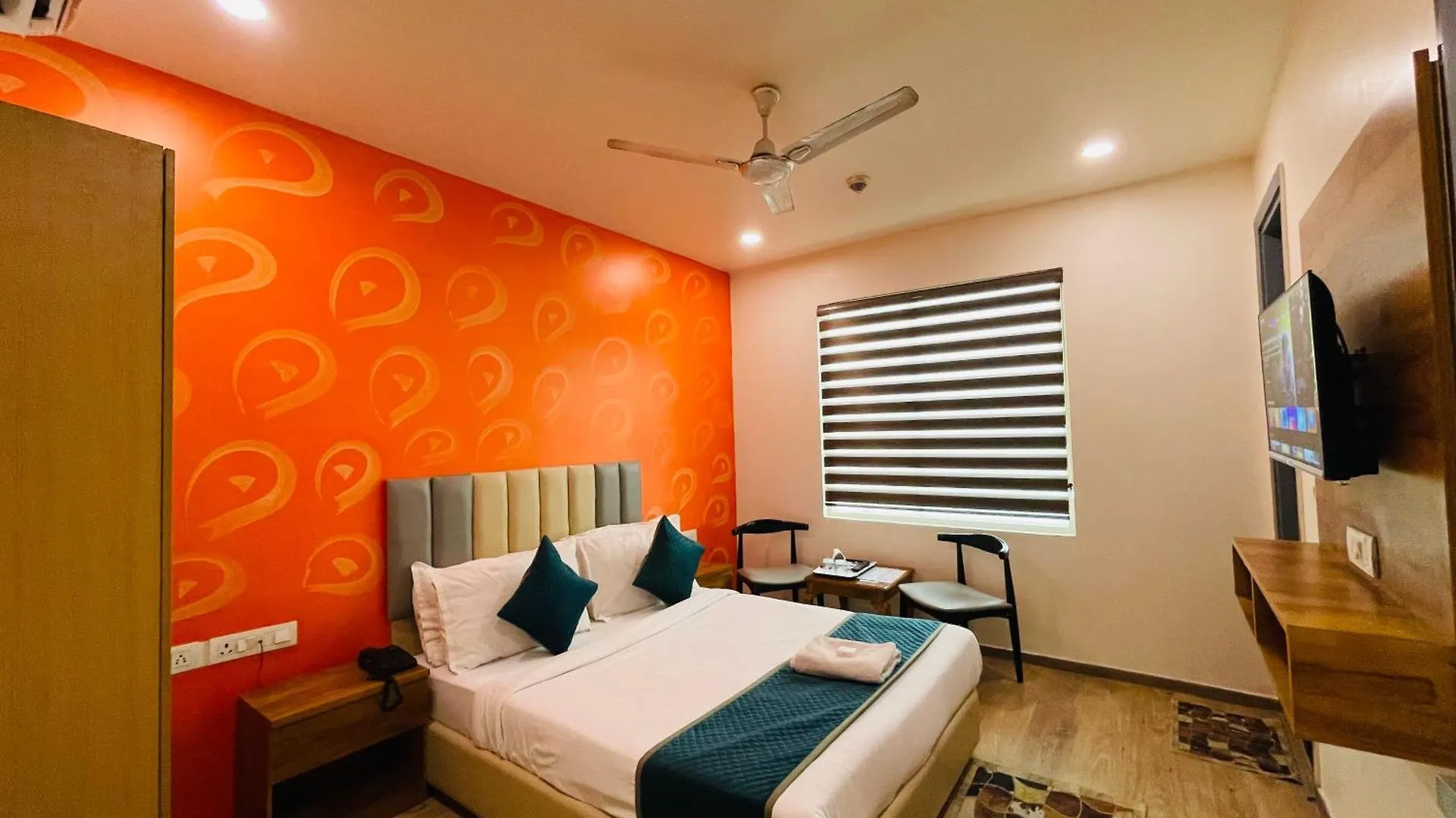 Hotel 7 Star Paschim Vihar Couple Friendly Delhi